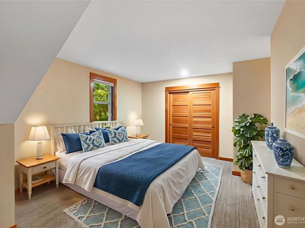 14157 Komedal Road NE, Bainbridge Island WA 98110