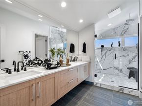 7107 Aurora Avenue N, Seattle WA 98103