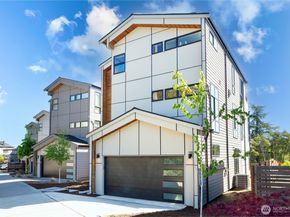 7107 Aurora Avenue N, Seattle WA 98103
