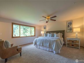 18118 236th Avenue NE, Woodinville WA 98077