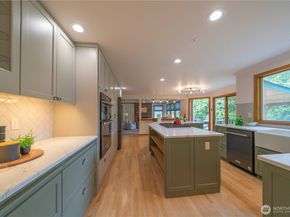 18118 236th Avenue NE, Woodinville WA 98077