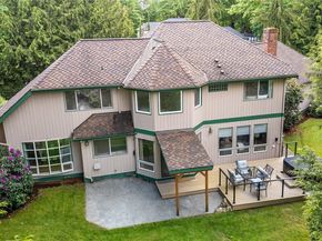 18118 236th Avenue NE, Woodinville WA 98077