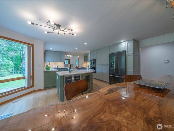 18118 236th Avenue NE, Woodinville WA 98077