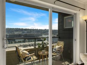1504 Aurora Avenue N 407, Seattle WA 98109