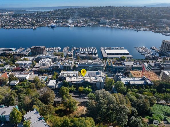 1504 Aurora Avenue N 407, Seattle WA 98109