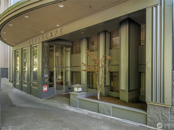 1504 Aurora Avenue N 407, Seattle WA 98109