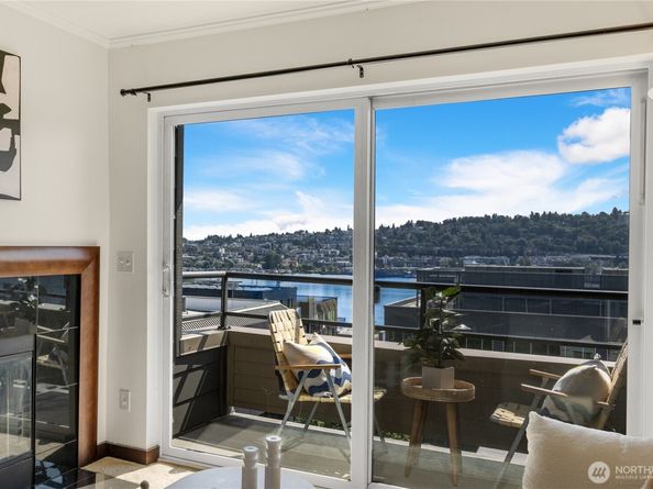 1504 Aurora Avenue N 407, Seattle WA 98109