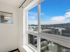 1504 Aurora Avenue N 407, Seattle WA 98109