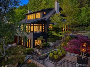 10208 47th Avenue SW, Seattle WA 98146