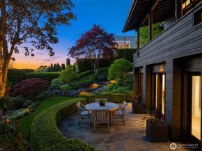 10208 47th Avenue SW, Seattle WA 98146