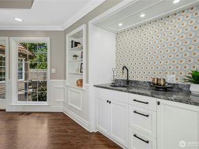 8150 Evergreen Lane, Mercer Island WA 98040