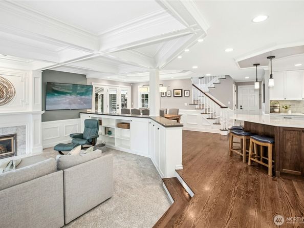 8150 Evergreen Lane, Mercer Island WA 98040