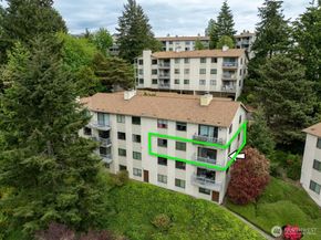 1220 SW 132nd Lane 523, Burien WA 98146
