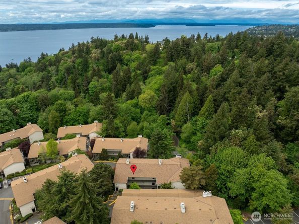 1220 SW 132nd Lane 523, Burien WA 98146