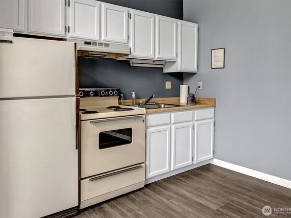 1220 SW 132nd Lane 523, Burien WA 98146
