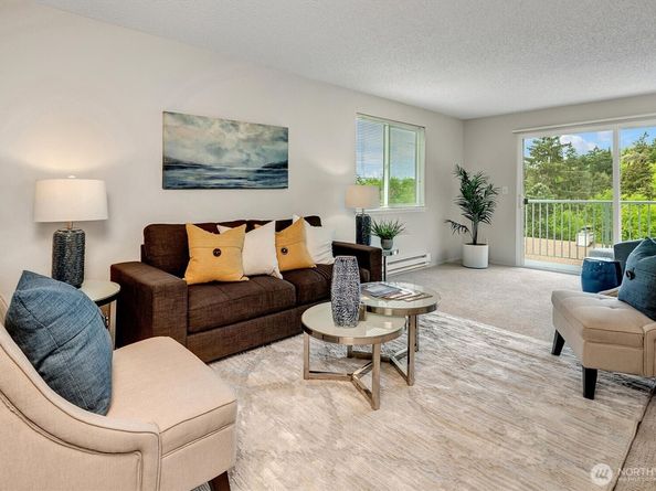 1220 SW 132nd Lane 523, Burien WA 98146