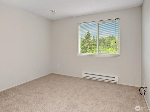 1220 SW 132nd Lane 523, Burien WA 98146