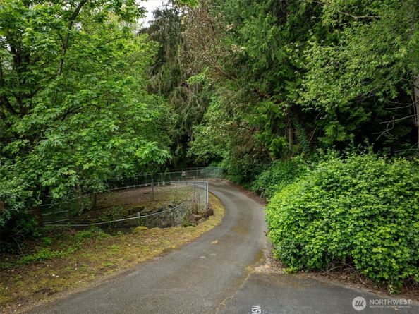 1220 SW 132nd Lane 523, Burien WA 98146