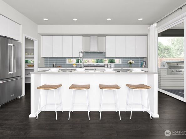 11821 SE 242nd Place, Kent WA 98030