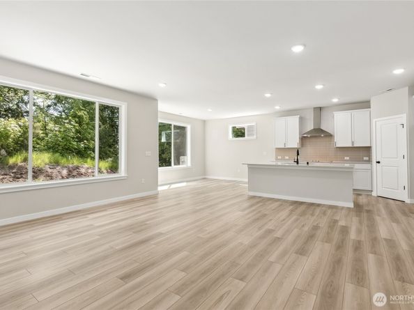 17602 NE Midnight Sun Loop, Poulsbo WA 98370
