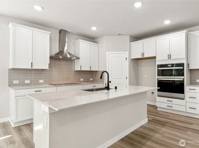 17602 NE Midnight Sun Loop, Poulsbo WA 98370