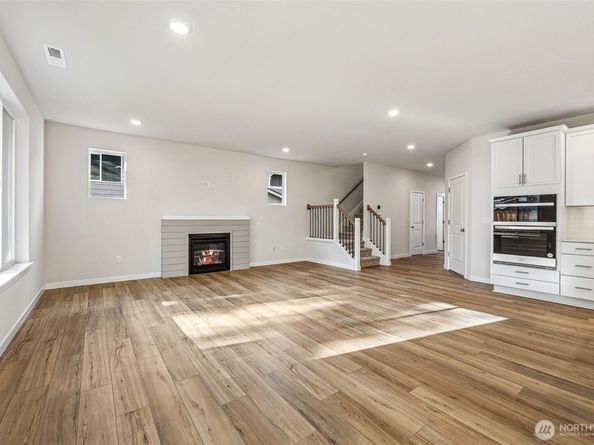 17602 NE Midnight Sun Loop, Poulsbo WA 98370