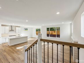 17602 NE Midnight Sun Loop, Poulsbo WA 98370