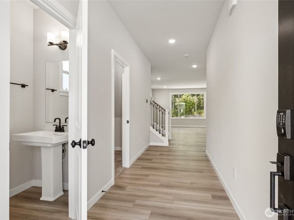 17602 NE Midnight Sun Loop, Poulsbo WA 98370