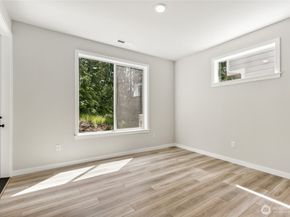 17602 NE Midnight Sun Loop, Poulsbo WA 98370