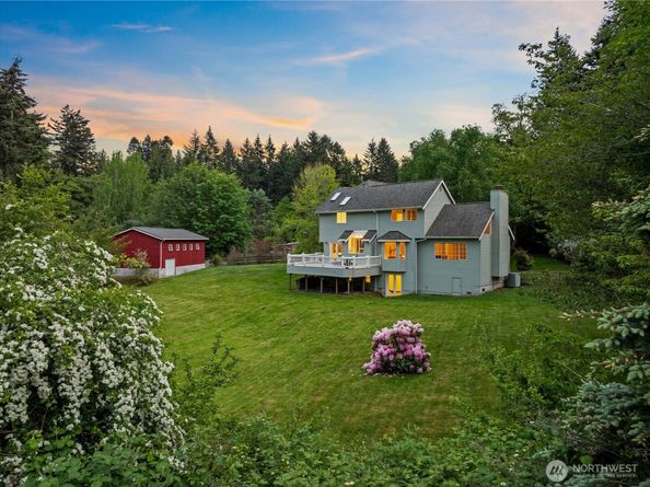 8484 NE County Park Road, Bainbridge Island WA 98110