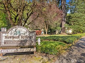 455 Newport Way NW 302, Issaquah WA 98027