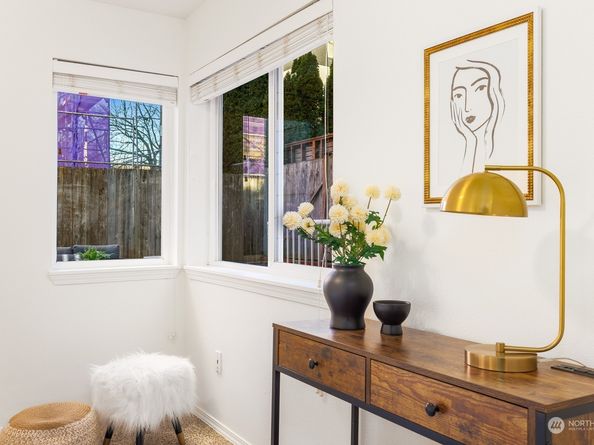 2024 NW 57th Street 102, Seattle WA 98107