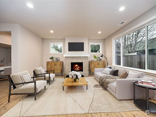5021 NW Cedarside Loop, Silverdale WA 98383