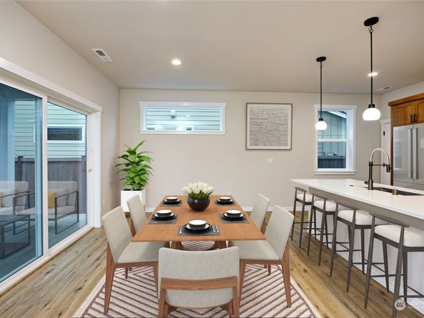 5021 NW Cedarside Loop, Silverdale WA 98383