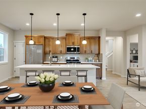 5021 NW Cedarside Loop, Silverdale WA 98383