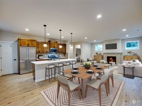 5021 NW Cedarside Loop, Silverdale WA 98383