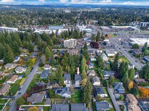 713 N 188th Street, Shoreline WA 98133