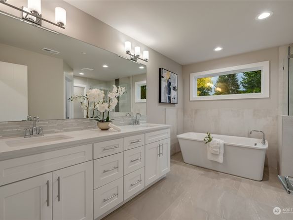 713 N 188th Street, Shoreline WA 98133