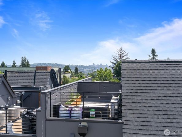4521 A Bagley Avenue N, Seattle WA 98103
