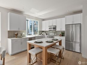 4521 A Bagley Avenue N, Seattle WA 98103