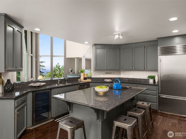 27541 SE 154th Place, Issaquah WA 98027