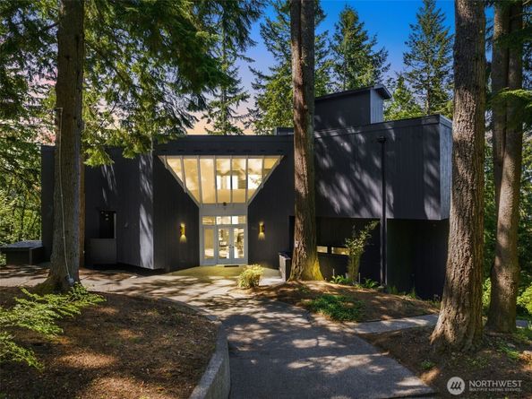 27541 SE 154th Place, Issaquah WA 98027