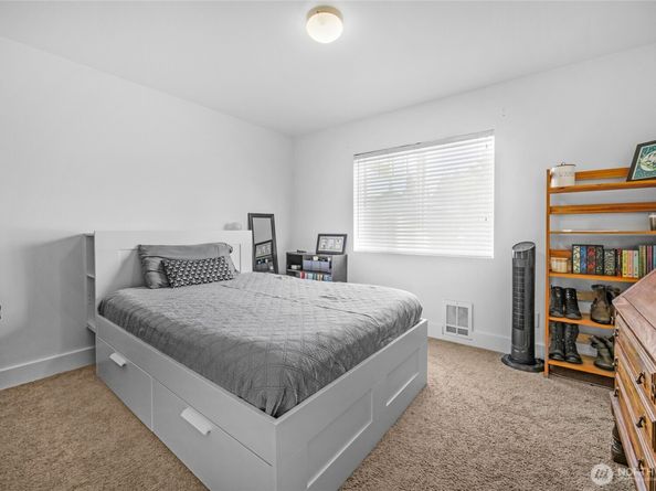14815 29th Avenue W J301, Lynnwood WA 98087