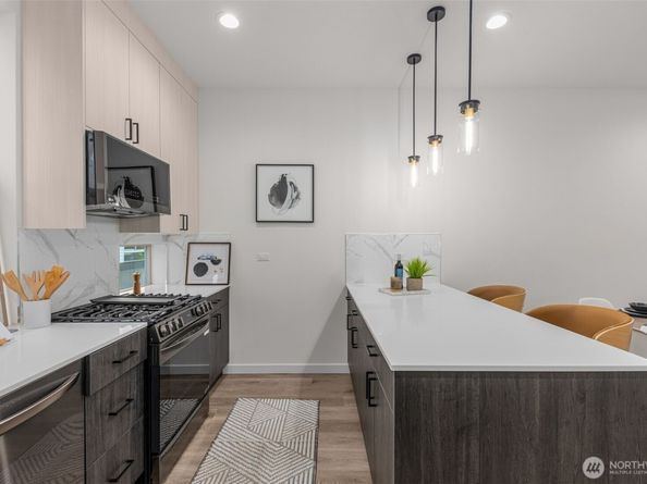1203 C N Allen Place, Seattle WA 98103