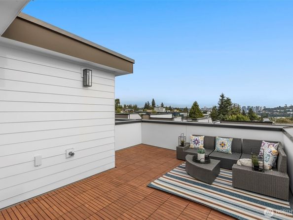 1203 C N Allen Place, Seattle WA 98103