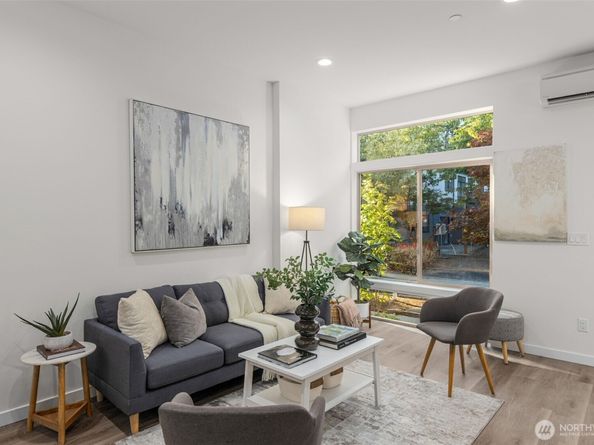 1203 C N Allen Place, Seattle WA 98103