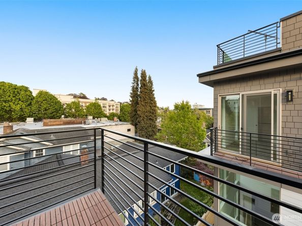 1203 H N Allen Place, Seattle WA 98103