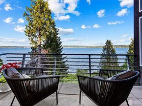 4502 55th Avenue NE, Seattle WA 98105
