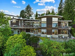 4502 55th Avenue NE, Seattle WA 98105