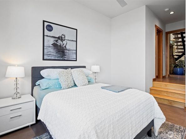 4502 55th Avenue NE, Seattle WA 98105